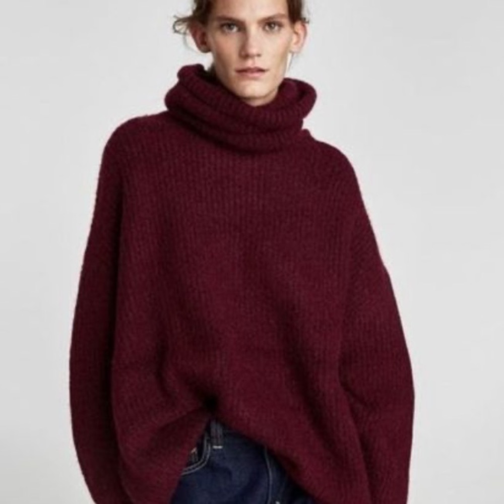 Zara burgundy oversized sweater
